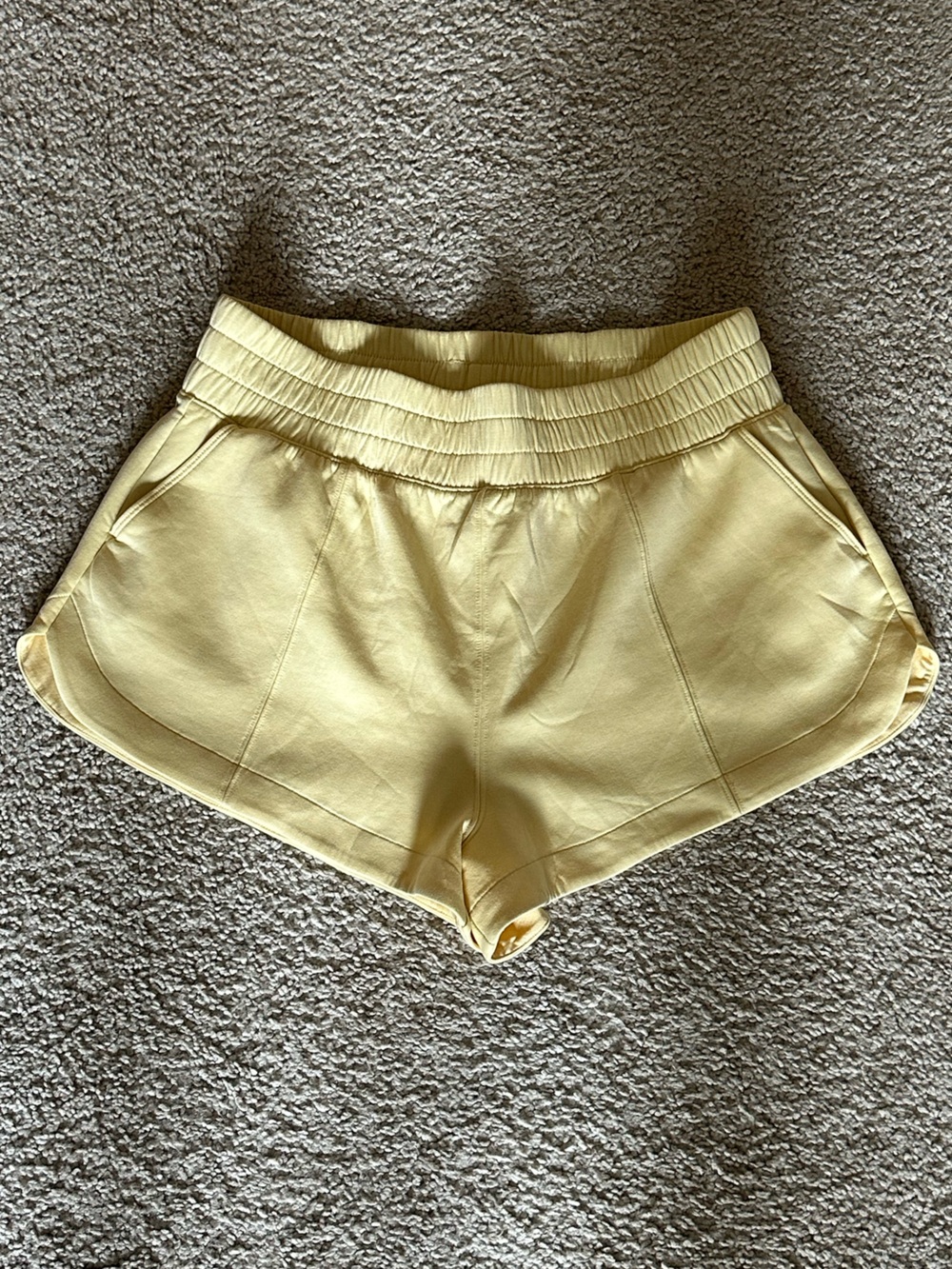 Abercrombie - XL - Women’s Yellow Shorts